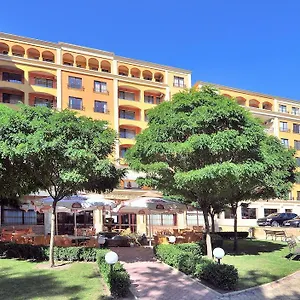 3* Aparthotel Paradise Park